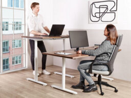 Beliani Manual Adjustable Standing Desk Destinas Brown/ White 120 Cm 72 Cm - thumbnail 2