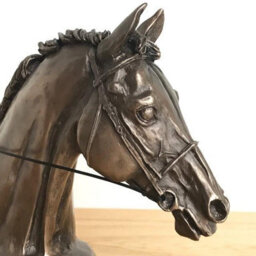 Animal Crackers Race Horse Eventer Head Sculpture In Solid Cold Cast Bronze, Designed By Harriet Glen - thumbnail 2