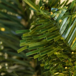 Christmas Tree World The 3Ft/90Cm Pre-Lit Majestic Dew Pine Potted Tree (Outdoor) - thumbnail 3