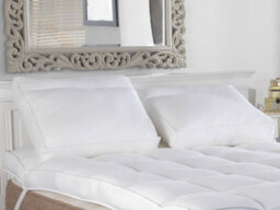 Lancashire Textiles Hotel Quality Sleep On A Cloud 4 Inch Adjustable Support Gusseted Pillow - thumbnail 3