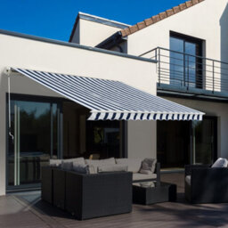 Outsunny Garden Sun Shade Canopy Retractable Awning, 3 X 2.5M, Blue And White - thumbnail 1