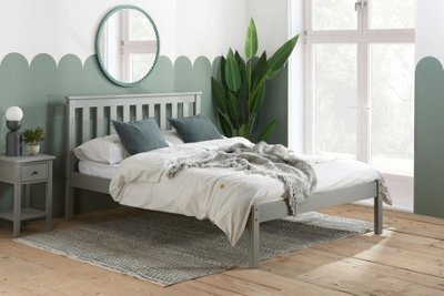 Save On Goods UK 4Ft6 Double Grey Painted Wood Bed Frame.wooden Shaker Style,low Footend Bedstead - image 1
