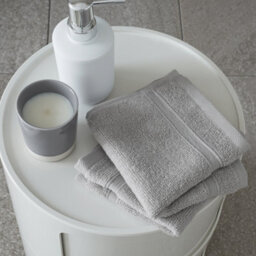 Catherine Lansfield Bathroom Zero Twist 500 Gsm Soft & Absorbent Cotton Bath Sheet Pair Silver - thumbnail 4