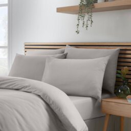 Catherine Lansfield So Soft Non-Iron Standard Pack Of 4 Pillowcases Grey