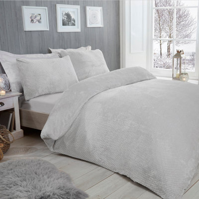 Smart Living Luxury Teddy Waffle Fleece Reversible Duvet Cover With Pillowcases - image 1