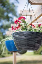 La Hacienda Pot Planter Indoor Or Outdoor Lightweight Recycled Plastic Garden Windermere Hanging Basket - L35 X W35 X H17 Cm - Charcoal - thumbnail 3