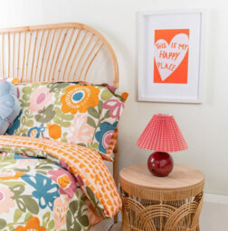 Valuelights Burgundy Gingham Touch Button Rechargeable Table Lamp - thumbnail 6