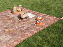 Beliani Picnic Blanket Lashari 200 X 200 Cm Peach Pink - thumbnail 2