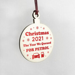 Red Ocean Christmas Year We Queued For Petrol 2021 Wood Bauble Tree Decoration Funny - thumbnail 4