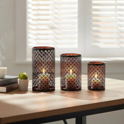 Set Of 3 Metal Candle Holders Hollow Decorative Candle Stands - thumbnail 3