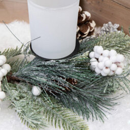 Annibells White Pine Triple Christmas Candle Holder (14955) - thumbnail 2