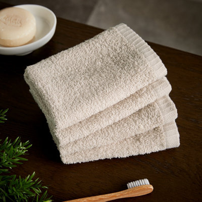 Catherine Lansfield Quick Dry Plain 30X30 Cm Face Cloth 4 Pack Natural - image 1
