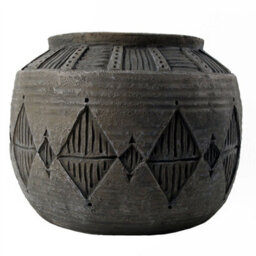 Leaf 26Cm X 36Cm Large Grey Gliese Diamond Planter - thumbnail 2