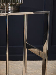 Orsina Silver Side Table, C-Shaped Stainless Steel Side Table For Living Room, Modern Metal Accent Table - thumbnail 2