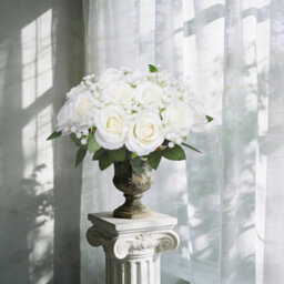 Pieces Artificial Roses, White Artificial Flowers, Decorative Silk White Roses For Garden, Wedding Party - thumbnail 1