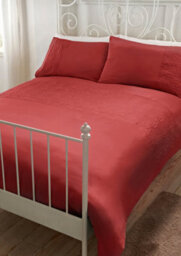 Velosso Elegant Pinsonic Design Duvet Cover & Pillowcase Set, Button Enclosure Duvet, Machine Washable, Lightweight Textile - Red