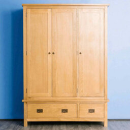 Surrey Oak Large Triple Wardrobe With 2 Drawers - By Roseland Furniture - thumbnail 5