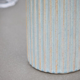Dibor Traditional Tall Ribbed Blue Decorative Pitcher Jug Vase H27.7 X W16Cm - thumbnail 3