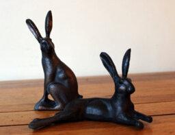 Inspirational Gifting Miniature Sitting Hare Garden Sculpture Cast Aluminium Ornament - thumbnail 7