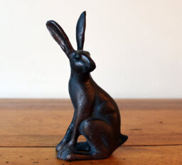 Inspirational Gifting Miniature Sitting Hare Garden Sculpture Cast Aluminium Ornament - thumbnail 4