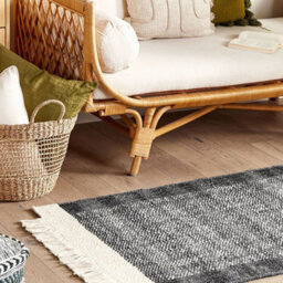 Wyld And Coco Hand-Woven Wool Area Rug Black And Off-White 80 X 150 Cm With Tasselled Edges - thumbnail 2