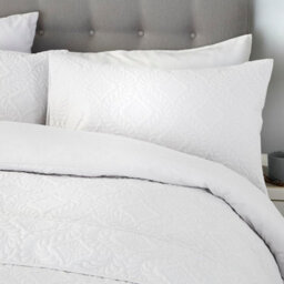 Serene Gianna Microfibre Pinsonic 3D Damask Design Duvet Cover Set - thumbnail 2