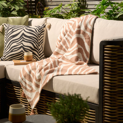 Throw Ecru & Terracotta Bali Boho Woven Animal Throw (L) 150Cm X (W) 120Cm