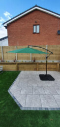 Signature Weave 3M Banana Cantilever Parasol Sun Shade Umbrella Green Canopy - thumbnail 8