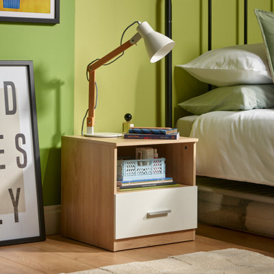 Hadwell Matt White & Natural Oak Effect 1 Drawer Bedside Table (H)412mm (W)400mm (D)400mm - image 1