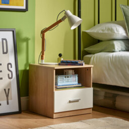Hadwell Matt White & Natural Oak Effect 1 Drawer Bedside Table (H)412mm (W)400mm (D)400mm - thumbnail 1