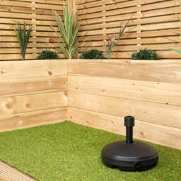 Samuel Alexander 7Kg Or 7 Litre Capacity Water Filled Garden Parasol Umbrella Base In Black - thumbnail 2