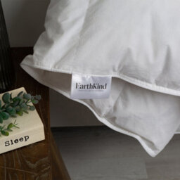 Earthkind Feather & Down Duvet, 2 Medium Pillows, 10.5 Tog, Double - thumbnail 4