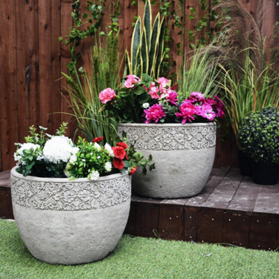 Pair Of Large Lace Garden Flowerpots - image 1