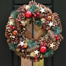 Dibor Traditional Baubles And Stars Front Door Autumn Wreath Winter Spring Wreath 36Cm - thumbnail 2