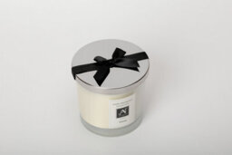 Aroma Naturals Minimalist Luxe Blackberry, Pomegranate 2-Wick Scented Candle - thumbnail 4
