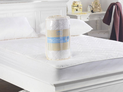 Lancashire Textiles Natural Cotton Keep Cool 3D Air Relax Breathable Mattress Protector - Double - image 1