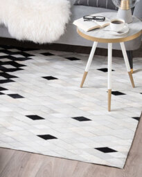 Beliani Rug Maldan Black 160 X 230 Cm Leather - thumbnail 2