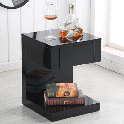 Furniture in Fashion Dixon High Gloss Bedside Cabinet With 1 Drawer In Black