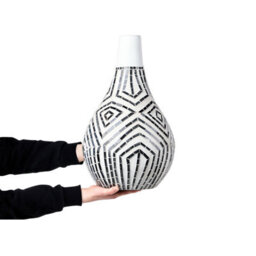 Beliani Arden Home Vase - Black And White Terracotta Stoneware With Glass Inlay, 38Cm X 50Cm - thumbnail 3