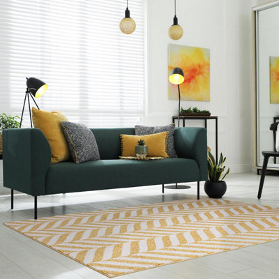 Furniturebox Uk Chevron Yellow & Cream Rug 200X290 - image 1