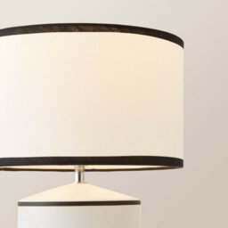 Valuelights Julia Black Trim Ceramic Table Lamp With Linen Shade - thumbnail 4