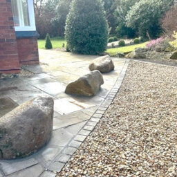 Erth Stone 3 X Decorative Garden Boulders 600-900mm - thumbnail 2
