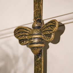 Dibor Traditional Luxury Bee Door Wreath Hanger - thumbnail 3
