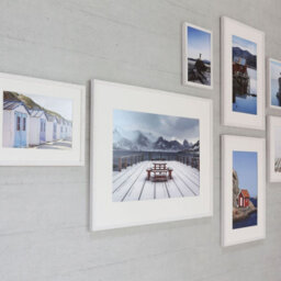 Nielsen Quadrum A4 Matt White Wooden Picture Frame With Float Glass And Push/turn Clips - thumbnail 4