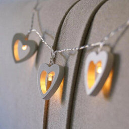 1.5M Battery Powered Wooden Heart Warm White Led String Lights - thumbnail 1