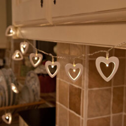 1.5M Battery Powered Wooden Heart Warm White Led String Lights - thumbnail 5