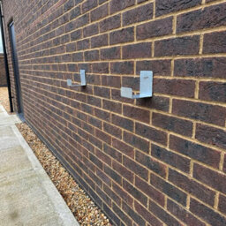 Megamaxx Uk™ Wall Mount Ladder Hanging Storage Brackets (Pair) - Bare Galvanised Steel Finish - thumbnail 5
