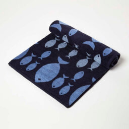Homescapes Blue Fish 100% Recycled Cotton Beach Towel - thumbnail 1