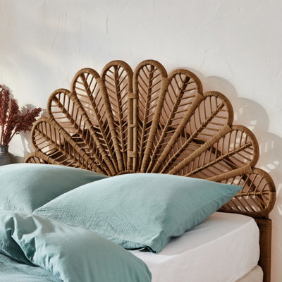 Sweeek - Dark Rattan Headboard Anggun 140X6X115 Cm - image 1