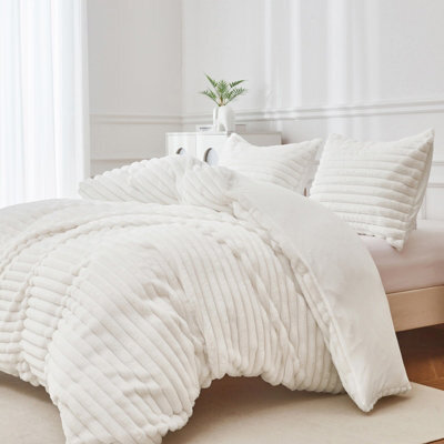 Groundlevel Super Soft Luxury Faux Fur Stripe Duvet